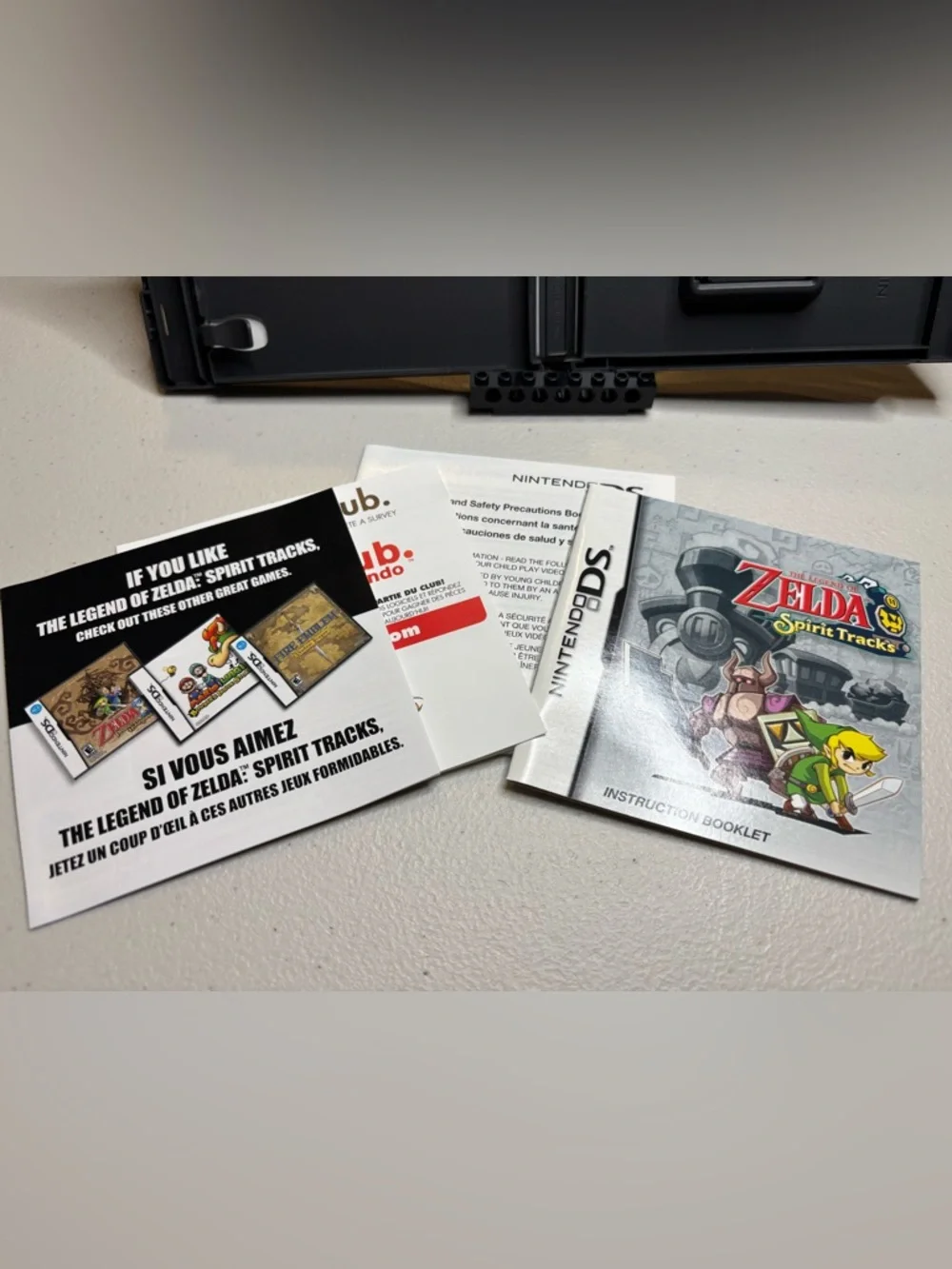Nintendo DS - The Legend of Zelda: Spirit Tracks complete in box - TESTED